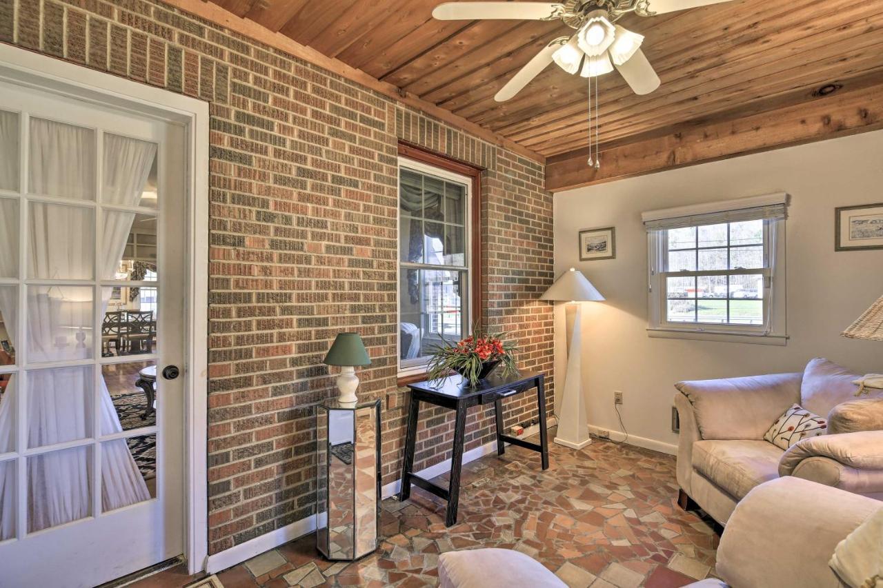 Homeplace With Yard - 10 Mi To Jenny Wiley! Paintsville Екстериор снимка